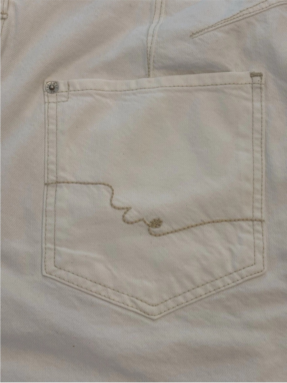 Free PeopleX We The People  Good Luck Mid Rise Barrel Jeans Milk Sz 32 NWT - Picture 7 of 12